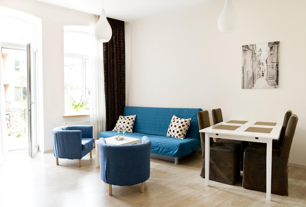 Bright Apartment In Old Town By Urban Rent Вільнюс Екстер'єр фото